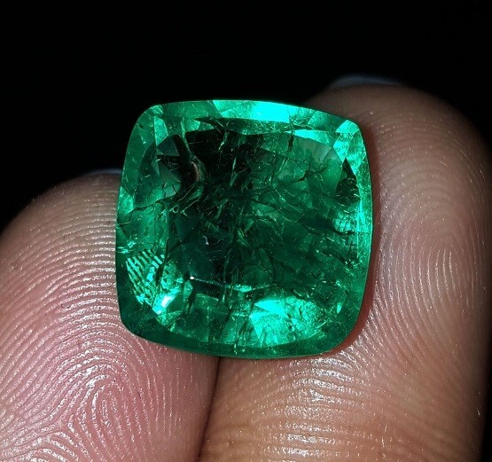 Émeraude 1,68 Carat - Colombie Rectangulaire - | Achat et vente