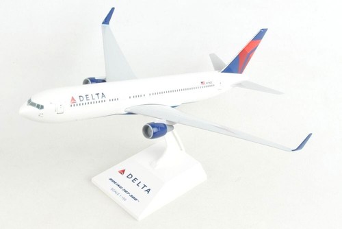 Skymarks Delta Airlines 767-300 1/150 Scale Plane with Stand N178DZ - Picture 3 of 5