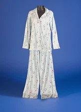 Soma Pajama Set Women’s Sz M PJ ICE SKATING Lounge Cozy SLEEP NWOT flaw*