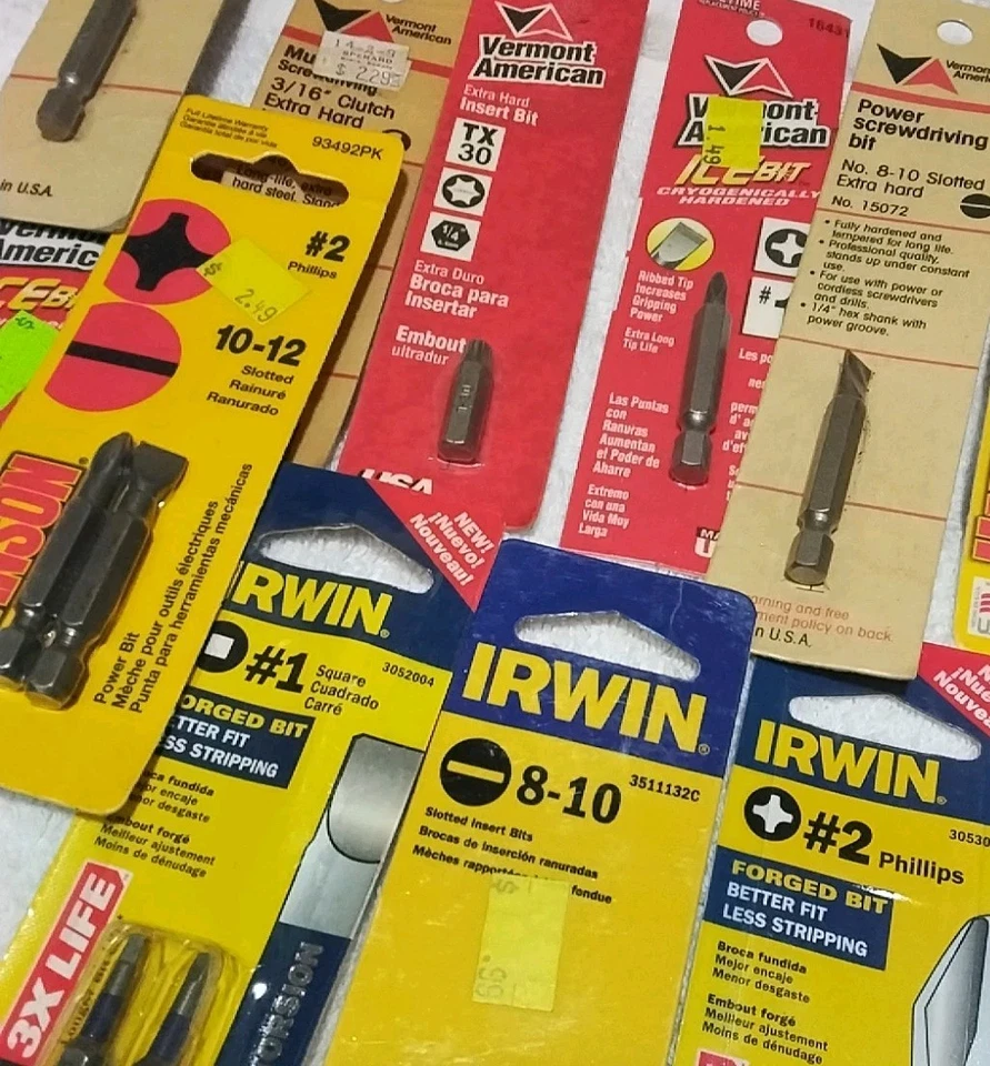 26pc ASSORTED BRANDS AND SIZES DRIVER BITS "MOST USA MADE " - Image 2 of 3