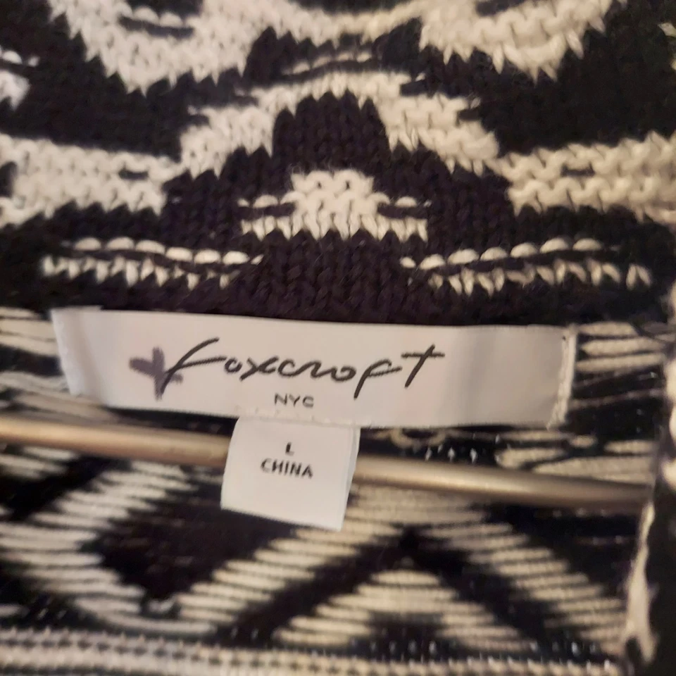 Cárdigan Foxcroft con cinturón talla grande negro blanco bolsillos con flecos manga larga capa Foto 4 de 4