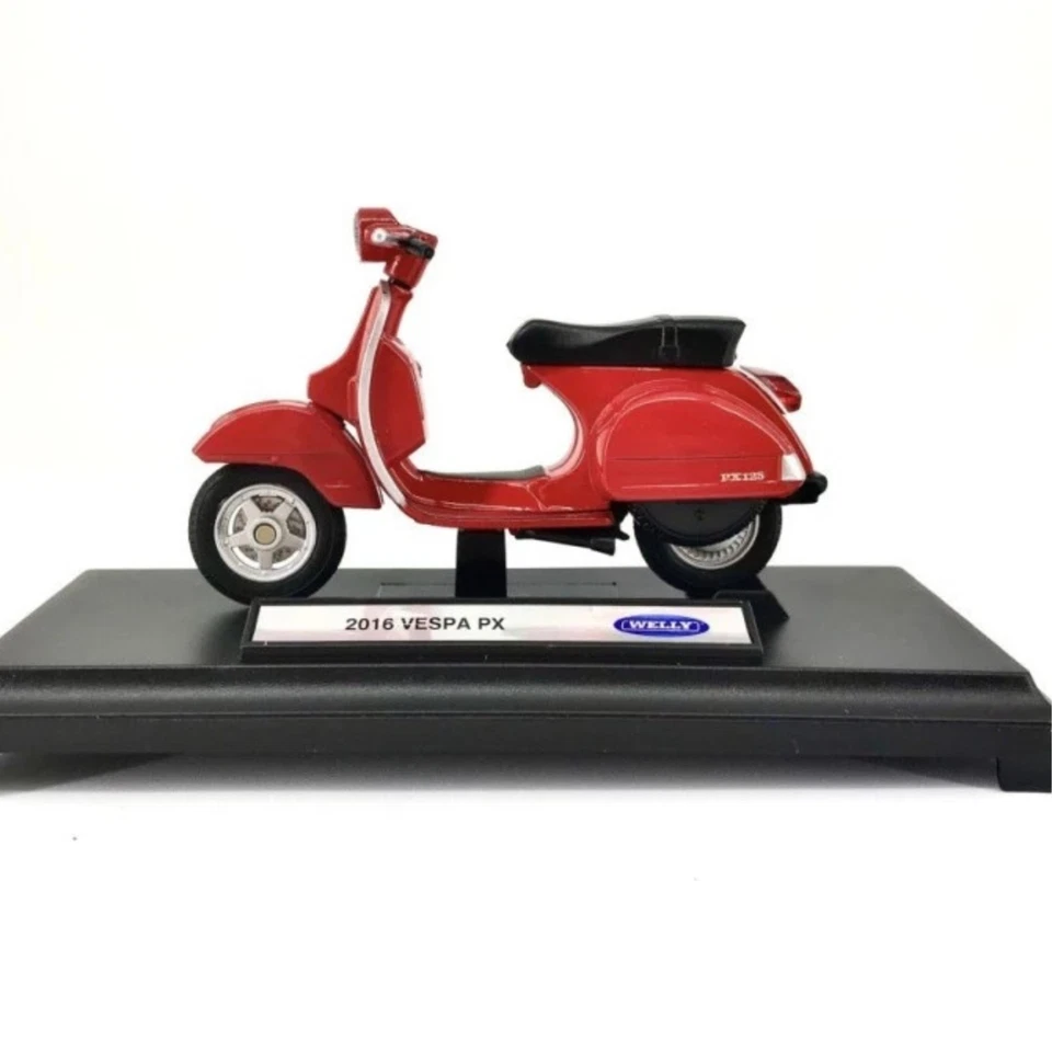 Scooter Vespa miniatura escala 1:18 | Modelo de motocicleta italiano fundido a presión de metal rojo Foto 3 de 4