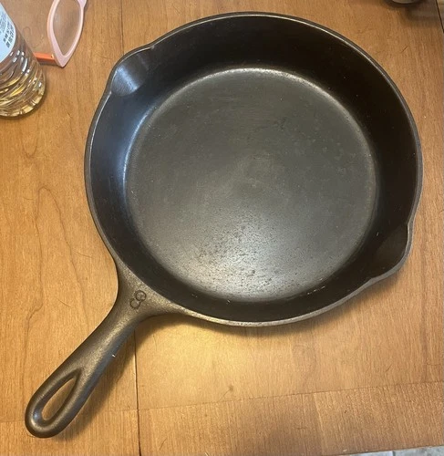 Wagner Ware - Frying Pan - Sidney O - Cast Iron - #8 - 1058F - 10” in Diameter