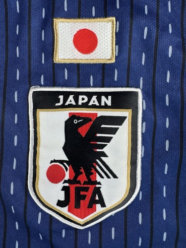 Japan 2018 National Soccer Team Jersey Sz XL #11 Jin Kazama? Read Description - Picture 3 of 13