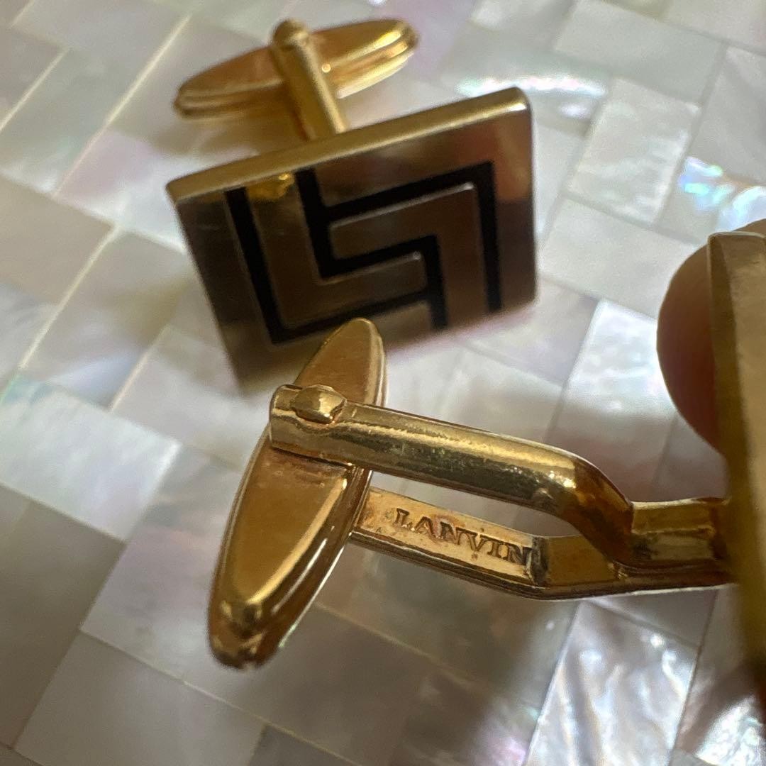 Lanvin Gold Geometric Pattern Cufflinks Button -U… - image 8