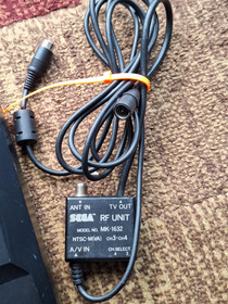 SEGA Genesis 32x Console + OEM AC Adapter + OEM RF Adapter & Video Cable TESTED