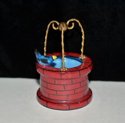 Limoges France Peint Main BLUE BIRD ON WISHING WELL 3 1/8'', Hand Painted, EXC