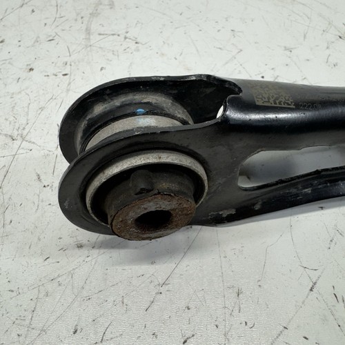 2018 - 2025 CHEVROLET EQUINOX REAR RIGHT PASSENGER SIDE LATERAL CONTROL ARM OEM - Picture 2 of 8