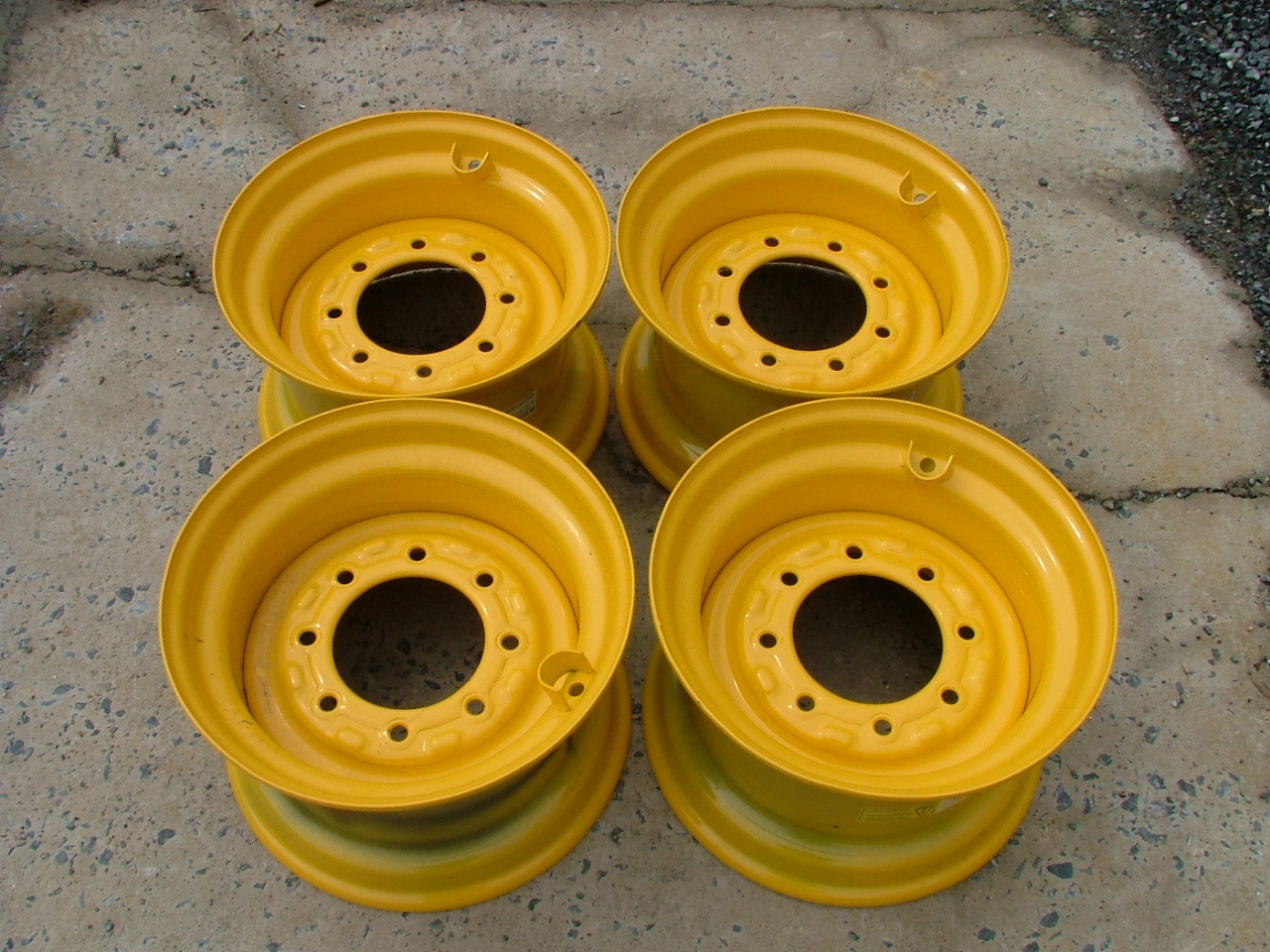 NEW 16.5X9.75X8 Wheel/Rim for New Holland, John Deere fits 1216.5 tire