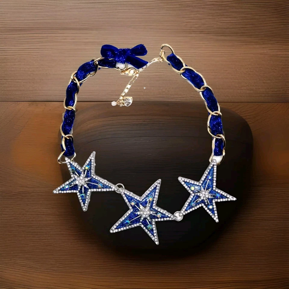 正品 Betsey Johnson Heavenly Creatures 水晶蓝色天鹅绒星星项链 — 第 2/4 张图片