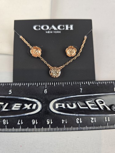 NEU Coach Rose Gold Ton Kristall Anhänger Halskette mit Ohrringen Set - Bild 3 von 7