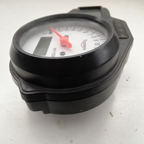 TRIUMPH TT 600 DASHBOARD CLOCKS - Picture 5 of 10