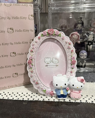 Vintage Hello kitty pink photo frame ornament