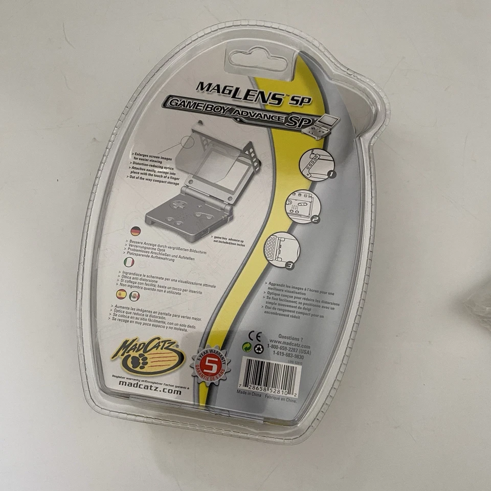 Mad Cats Game Boy Advance SP Starter Kit MagLENS GameBLOX Accessory Kit New - Image 4 of 4