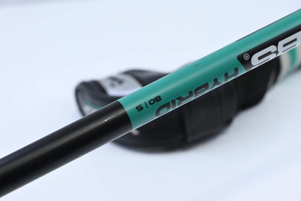 Taylormade GAPR Mid #3 Hybrid / 18 Degree / Stiff Flex KBS Hybrid 80 Shaft - Image 4 of 4