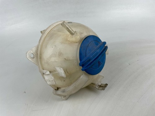 Volkswagen Jetta Motor Kühler Wasser Expansion Überlauf Tank 5C0121407A