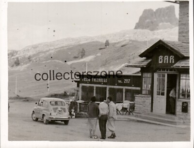 1955 Dolomites Italy Passo Falzarego bar Fiat 600 outside Photo 5 x 3.75 Inch