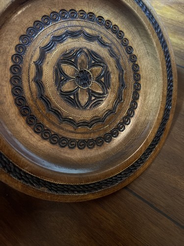 Polish Plate Wooden Handcrafted Krakow Artisanal Woodcutter 7 1/4” Talerz gift - Picture 6 of 7