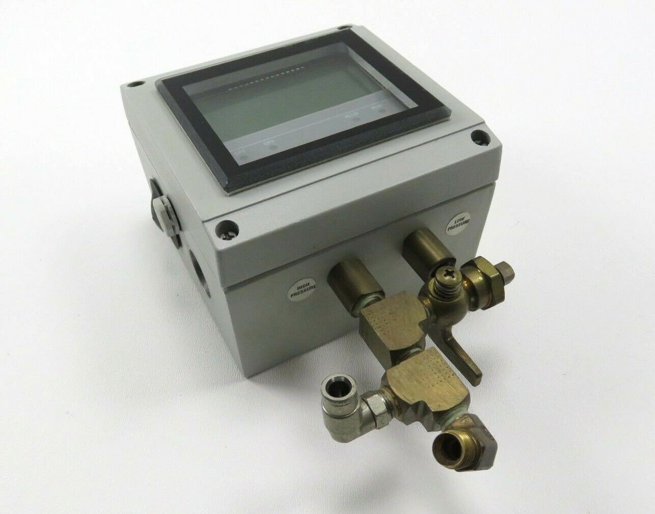 Dwyer DHII-012 Differential Pressure Controller | eBay