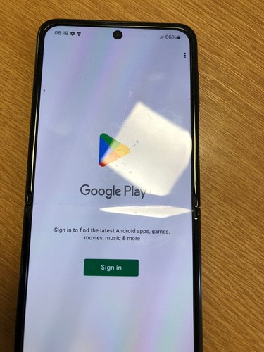 SAMSUNG GALAXY Z FLIP4 128/256/512GB UNLOCKED SMARTPHONE - MINOR DOTS ON LCD - Afbeelding 4 van 10