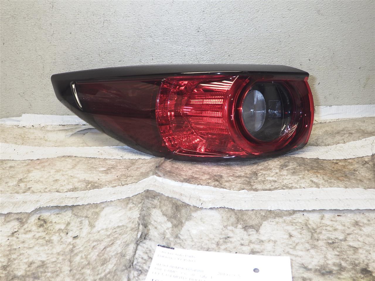 2017-2021 Mazda CX-5 Left Tail Light Assembly Quarter Panel Mount B07632