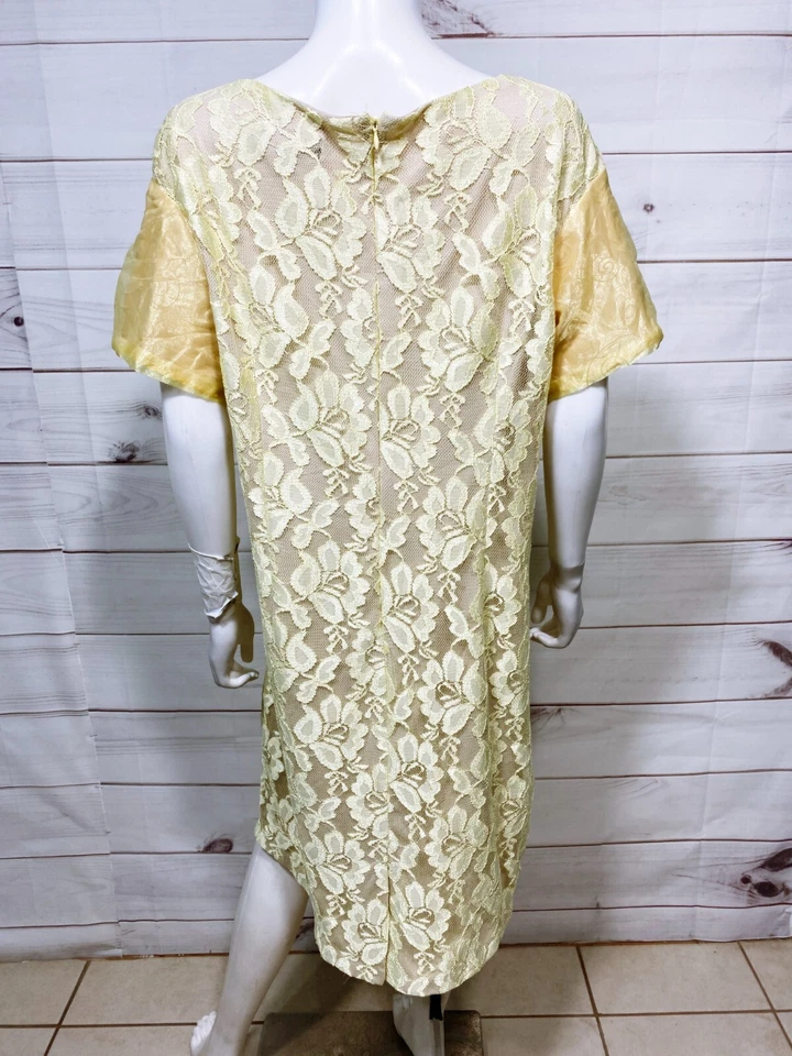 Collection Dressbarn Womens Dress Size 18W Light Yellow Overlay Lace Back Zip - Image 4 of 4