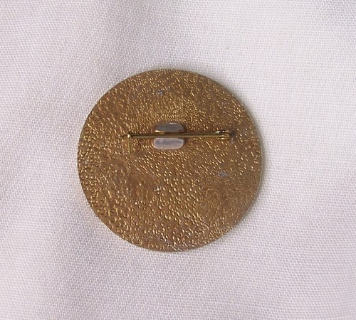 1986 KNIB WINNER CUP WINNERS CUP PINBACK BADGE PIN - Picture 2 of 2