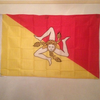 Drapeau Sicile 150x90cm – AZ FLAG – Neuf Avec étiquette, Idéal Décoration