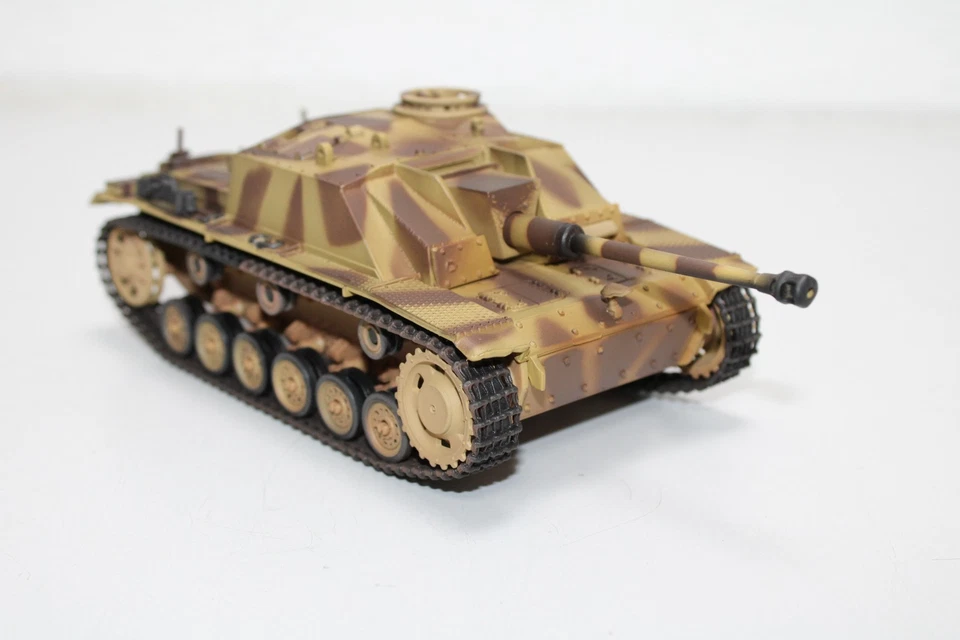 Forces of Valor 1:32 Die Cast Metal 80045 German Sturmgeschütz II Ausf. G (L21) - Bild 4 von 4