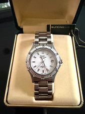 Glycine 3678 Swiss Automatic ETA 2824 Sapphire 200M White Dial Box & Tag Mens