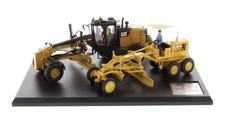 DIECAST MASTERS CAT NO. 12 12M3 MOTOR GRADER 2 PC SET 1/50 85560