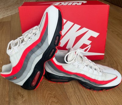 Nike Air Max 95 Essential Bright Crimson Comet (749766-112), Selten, Größe 43 EU
