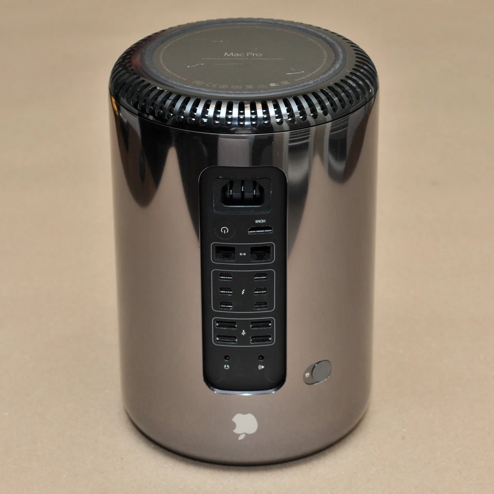 Apple Mac Pro 6,1 Late 2013 A1481 E5-1650 V2 AMD FirePro D700 16GB RAM NO SSD/OS - Image 3 of 4