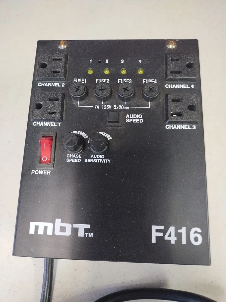 MBT F416 4-channel Chase Lighting Controller With Footswitch and 35 foot cable - Image 2 of 4