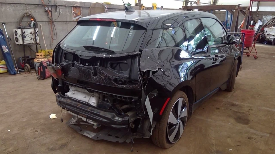 (LOCAL PICKUP ONLY) Hood Fits 14-21 BMW i3 6656952 Foto 4 de 4