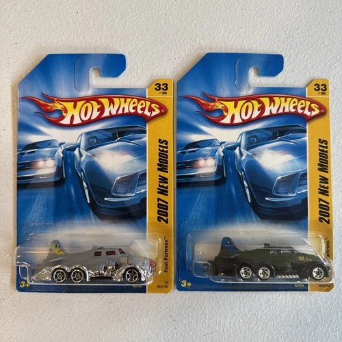Hot Wheels 2007 New Models Fast Fortress 033/180 Lot Of 2 Color Variations