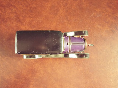 Rara versione viola JLH Hess Hessmobil 1022 berlina giocattolo di latta - Foto 7 di 9