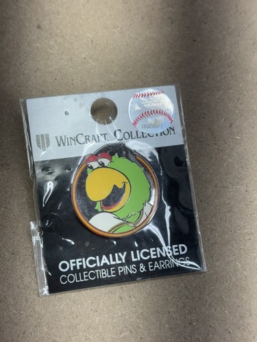Pittsburgh Pirates Mascot Parrot Pin MLB LICENSED - Picture 3 of 3