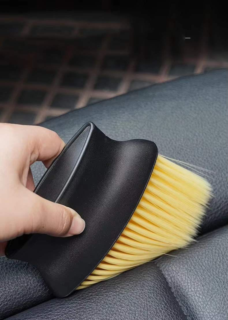 Spazzola Rimozione Polvere Auto per Uscita Aria Condizionata Elastica Pulizia - Miniatura 3