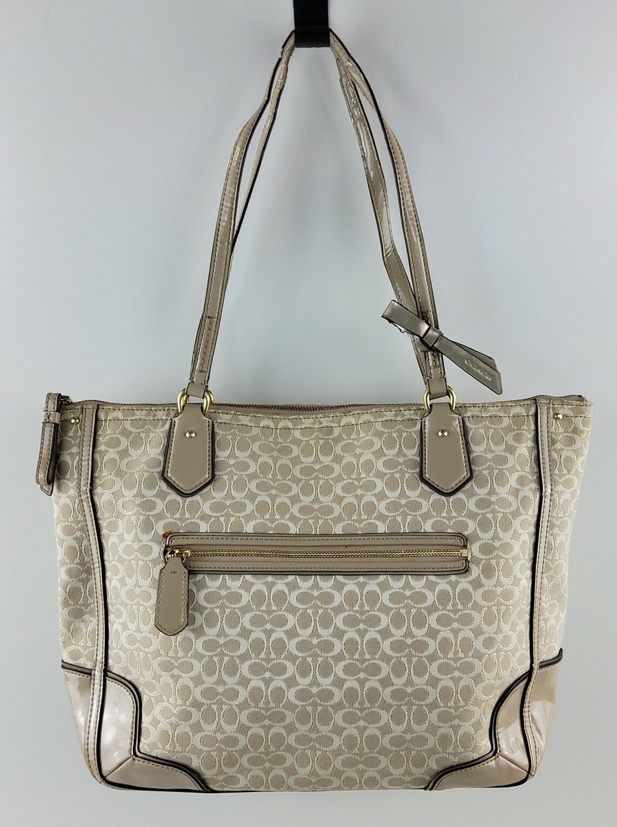 Coach 26414 Poppy Signature Metallic Outline Patent Trim