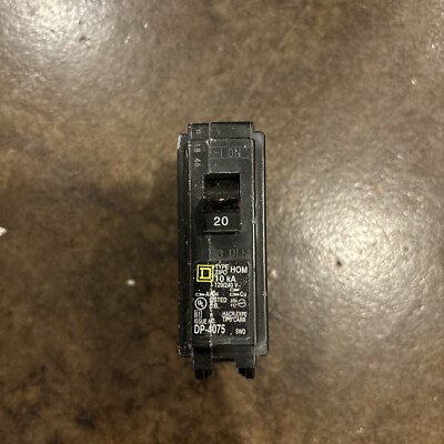 Square D 20 AMP DP-4075 Type HOM120 Circuit Breaker 1-Pole Single