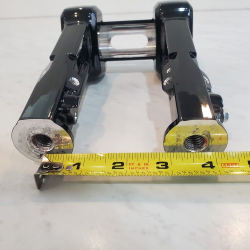 OEM Harley-Davidson 2024 CVO Road Glide Black FLTRSE Handlebar Risers Clamp Set - Foto 10 di 12