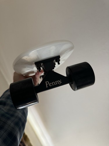 Penny Nickel Board 27" Australia Skateboard White Glow in the Dark - Picture 3 of 3