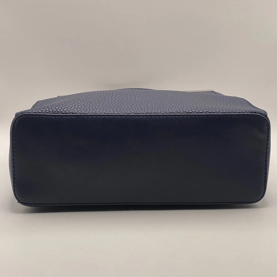 Bolso de mano Kenneth Cole Reaction de cuero azul para mujer Foto 3 de 4