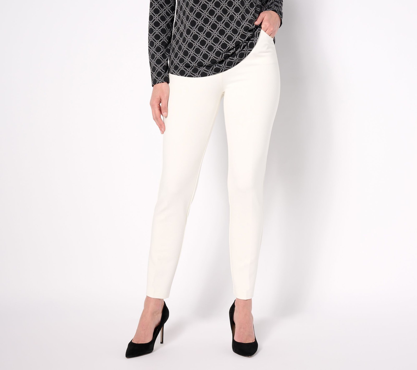 Susan Graver Women's Petite Pants PM Status Stretch Slim Leg Ankle White A623500