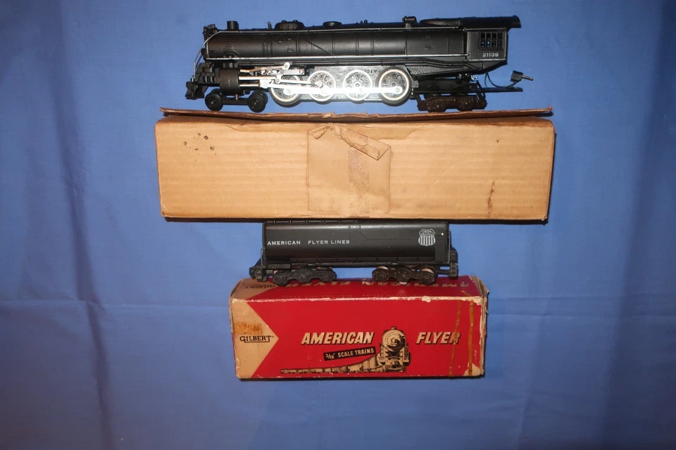 American Flyer #21139 Northern Steam Locomotive & Tender. Runs/Smokes. Boxes - Image 2 of 4
