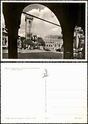 Trient Trento Piazza Duomo Motivo con la Torre Grandee Palazzo Pretorio 1940