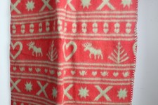 Happy Holiday Blanket Throw 48" x 65" Reindeer Trees Hearts NEW