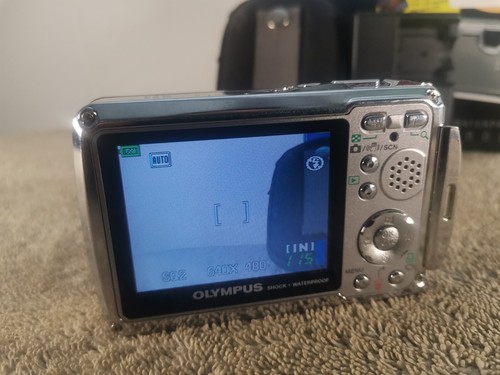 Olympus Mju 725 SW 7.1MP Underwater Digital Camera Blue Tested + Boxed - Picture 7 of 7