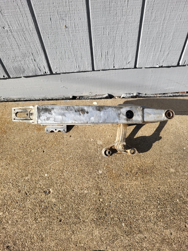 97 Suzuki RM125 RM 125 поворотный рычаг тяга  - Изображение 4 из 4